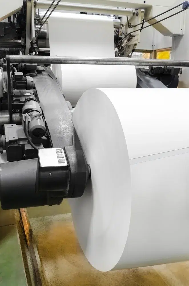 Precipitated calcium carbonate and talc for high-brightness paper manufacturing